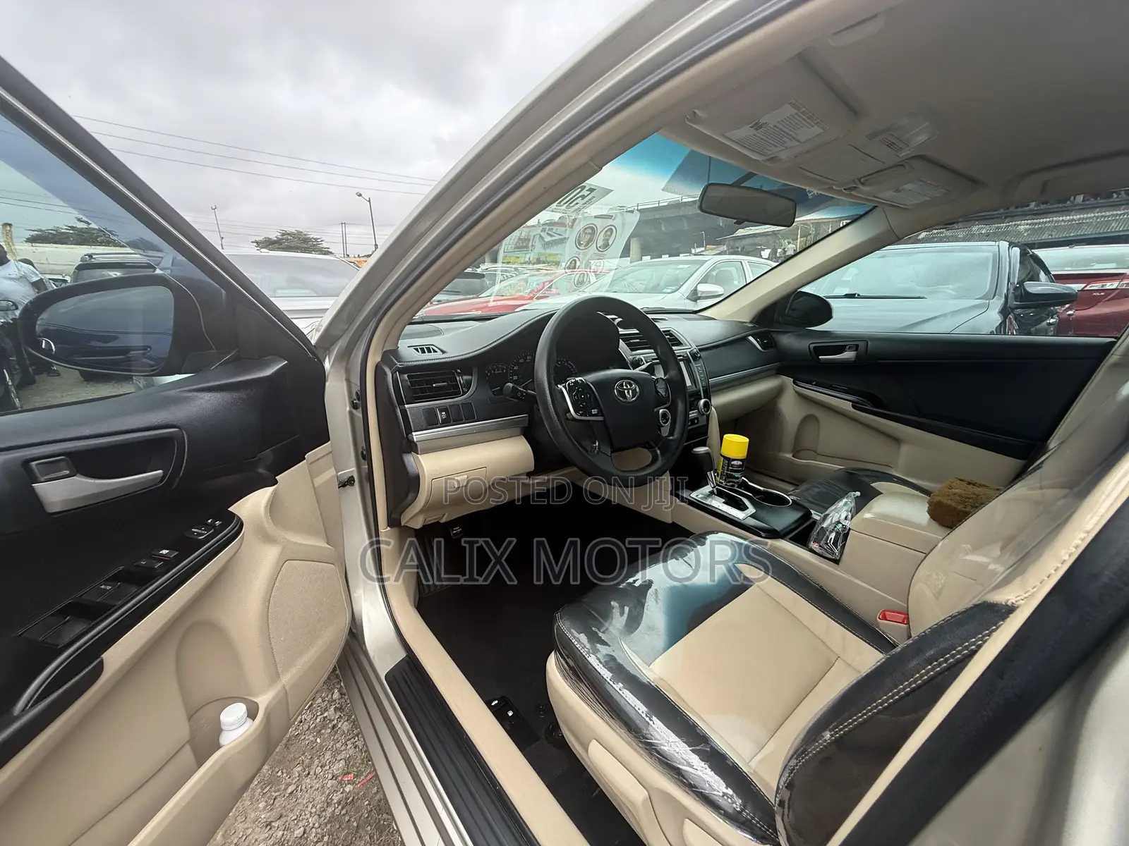 Toyota Camry 2014 Gold