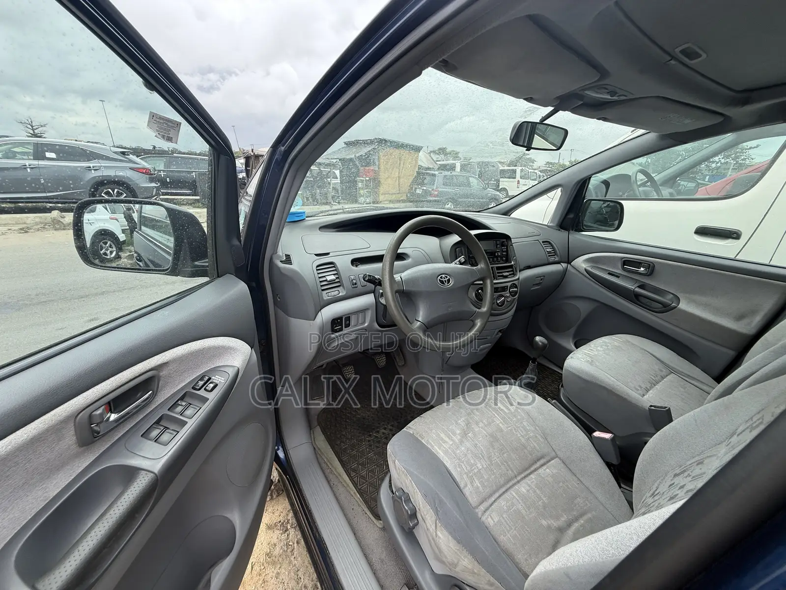 Toyota Previa 2004 Blue
