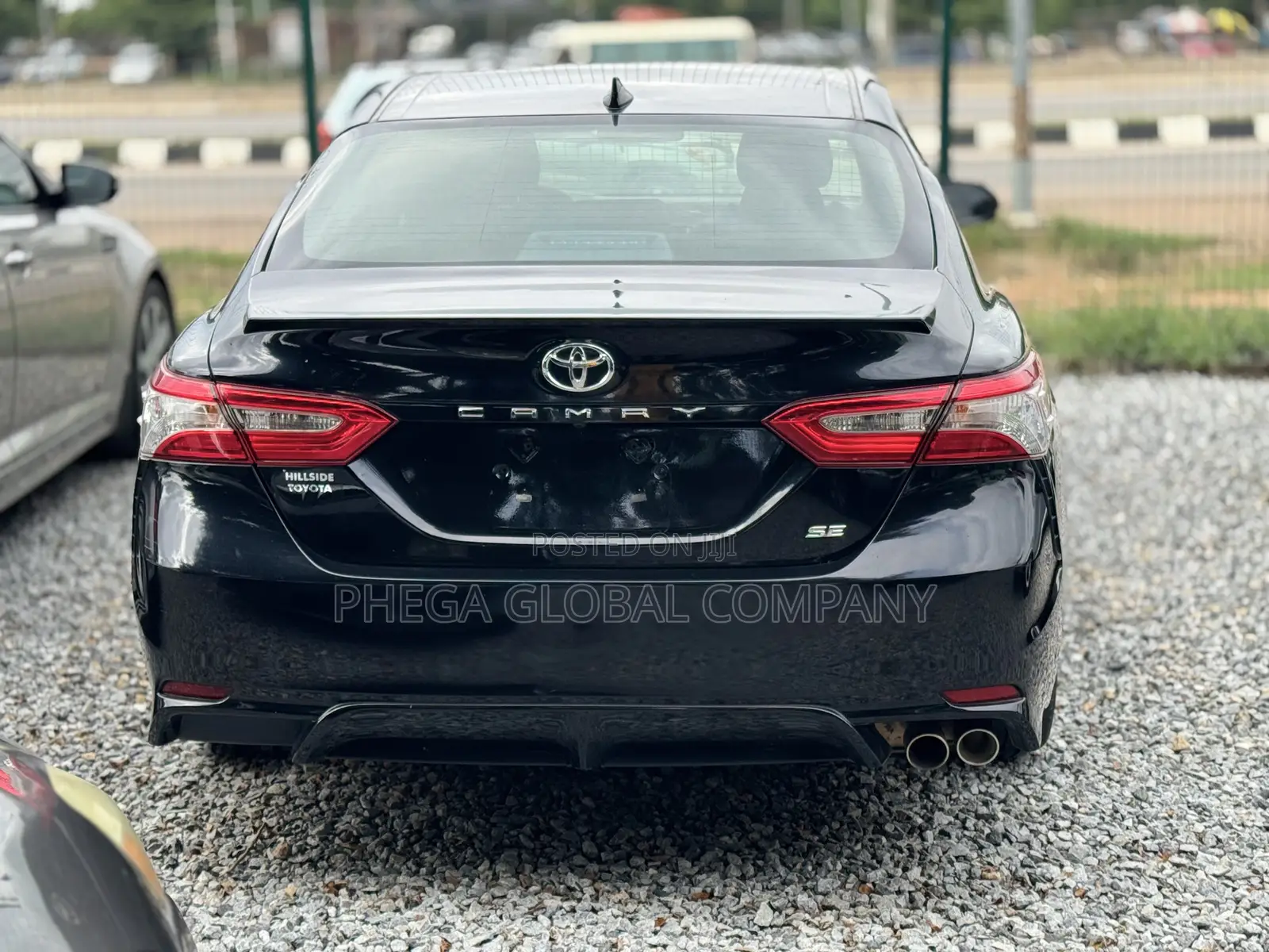 Toyota Camry SE (2.5L 4cyl 8A) 2019 Black