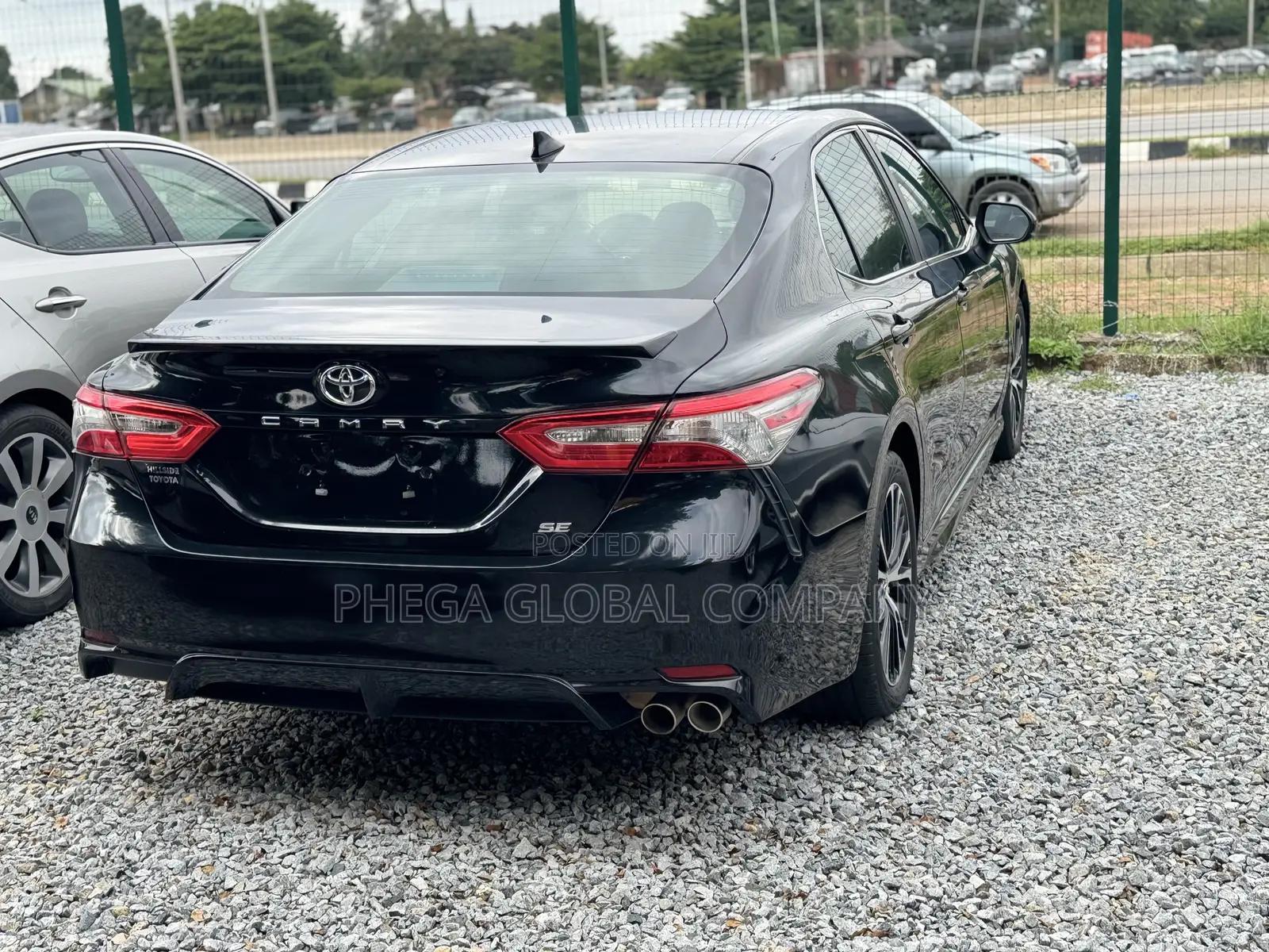 Toyota Camry SE (2.5L 4cyl 8A) 2019 Black