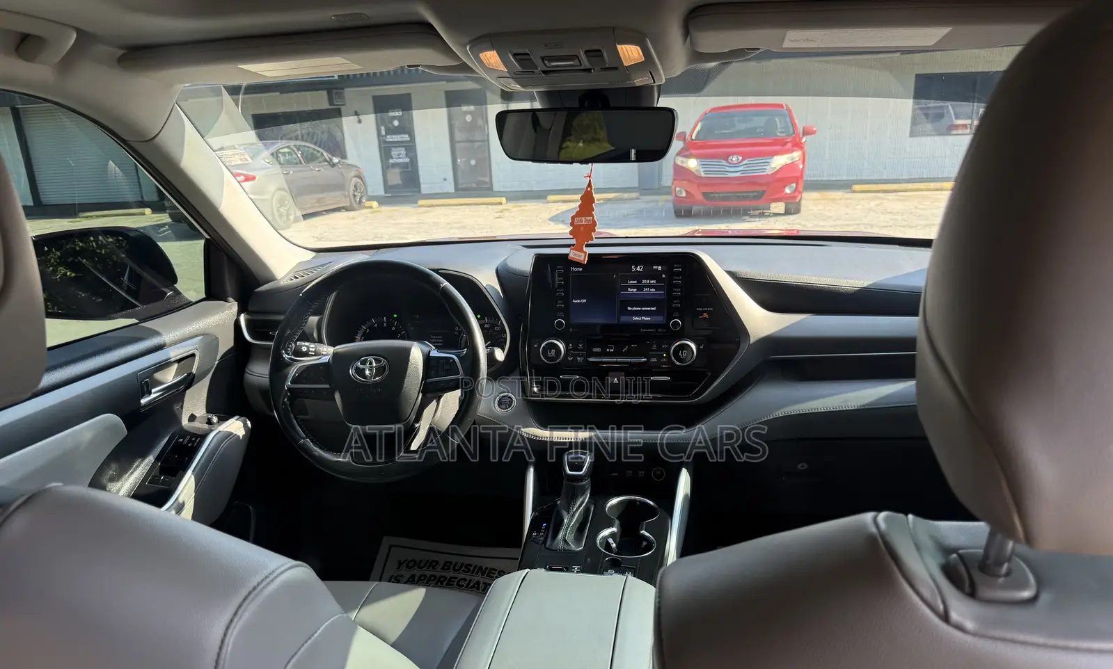 Toyota Highlander XLE 2021 Red