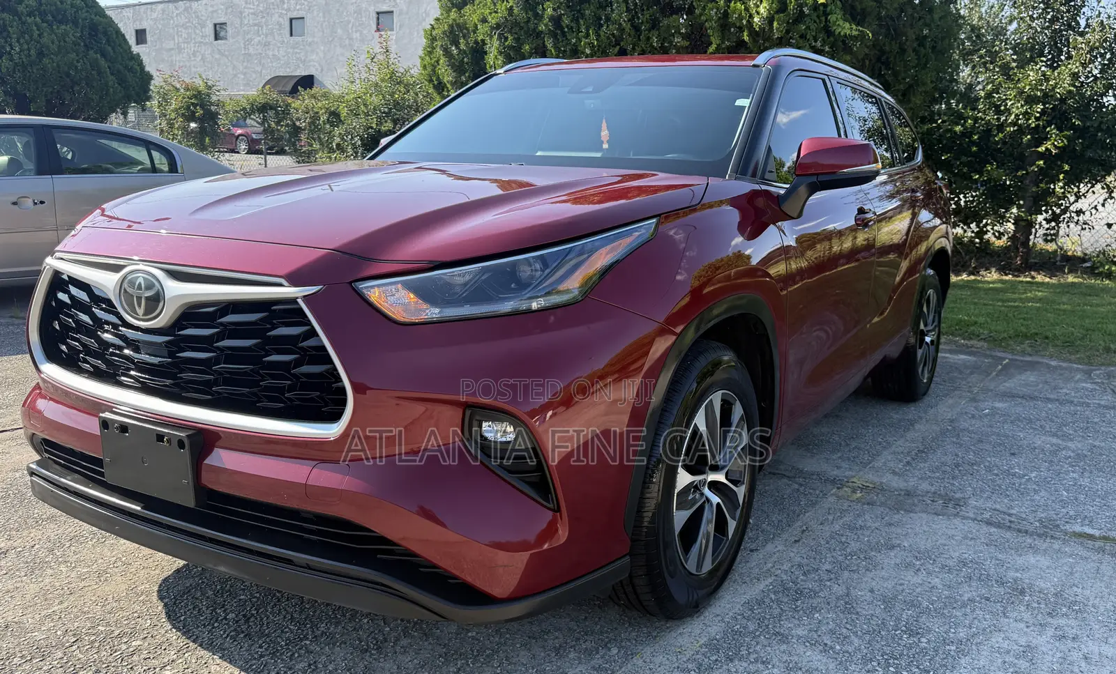 Toyota Highlander XLE 2021 Red
