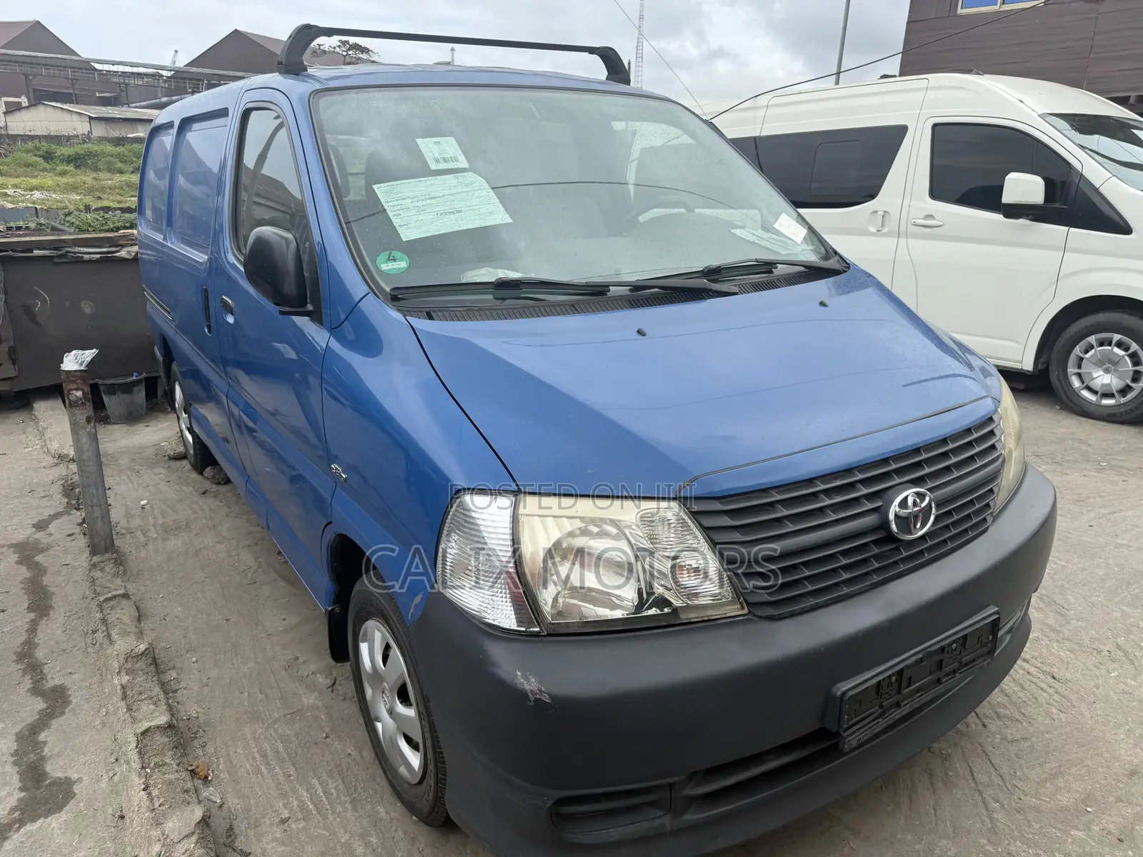 Toyota HiAce 2008 Blue