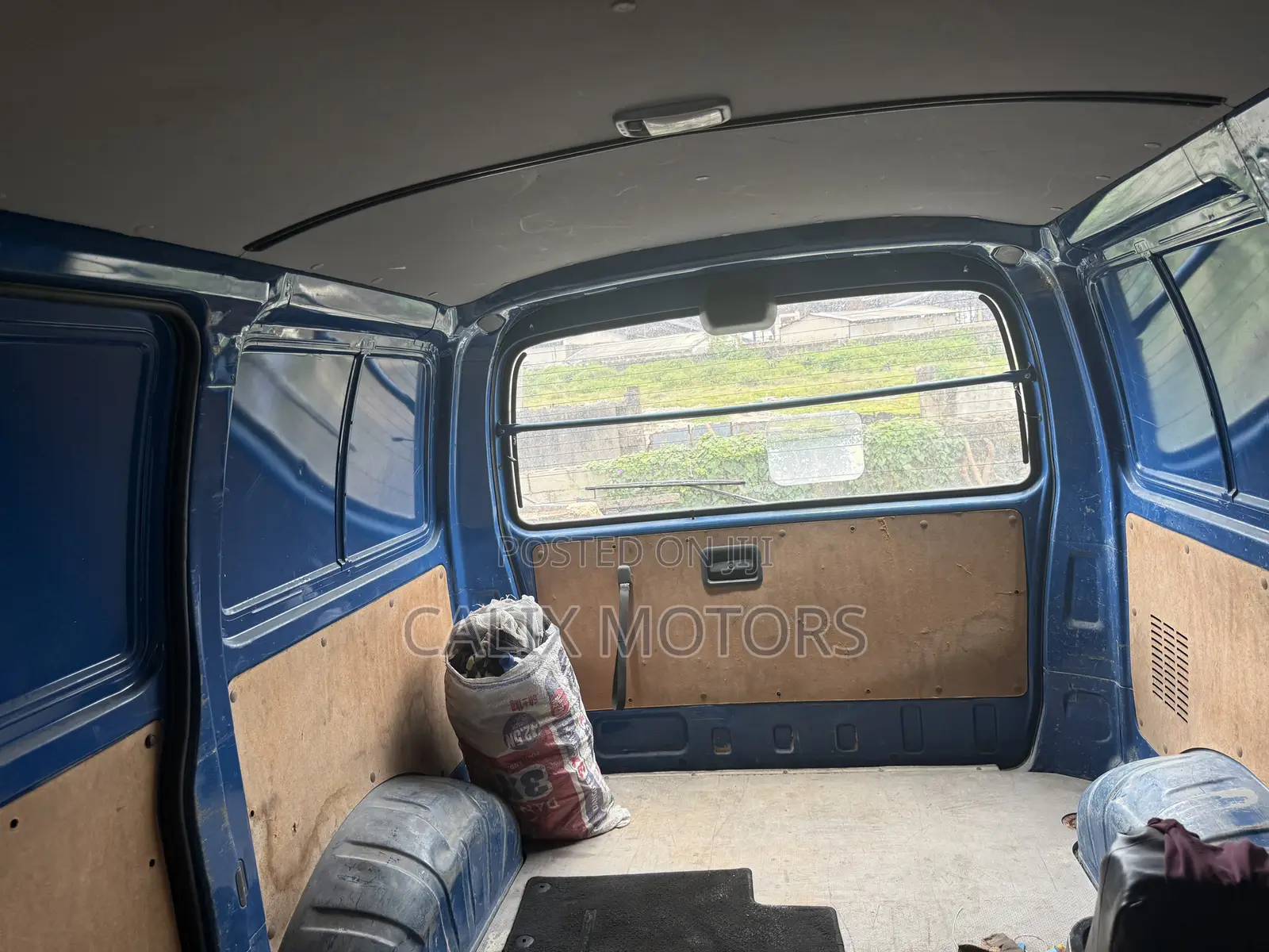Toyota HiAce 2008 Blue