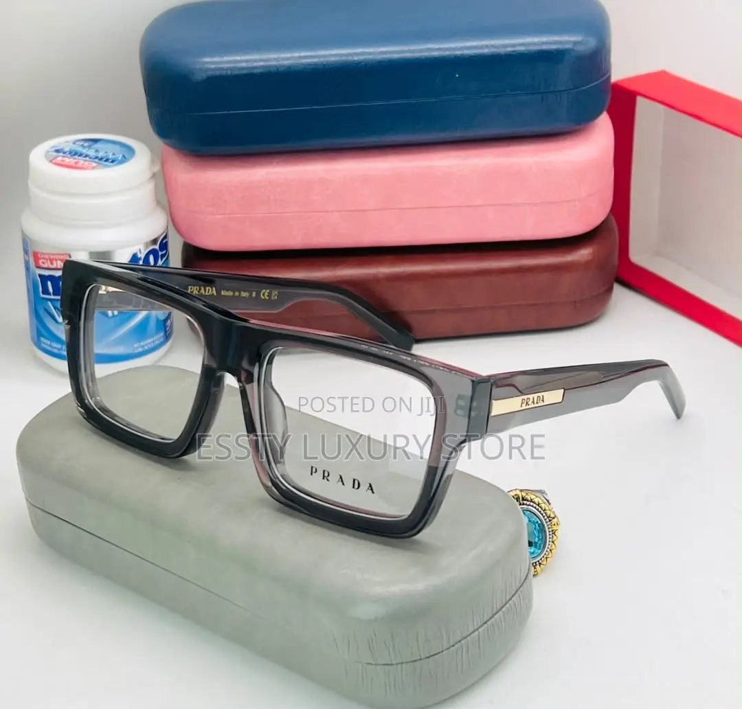 High Quality Luxury Prada Frame Glasses
