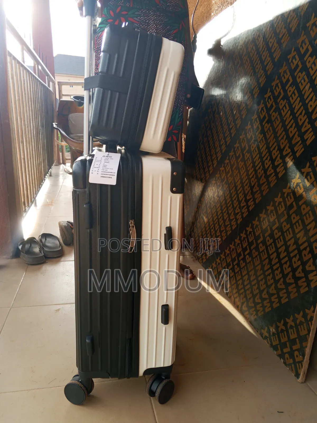 Unbreakable 20 Inches Mother+child Box