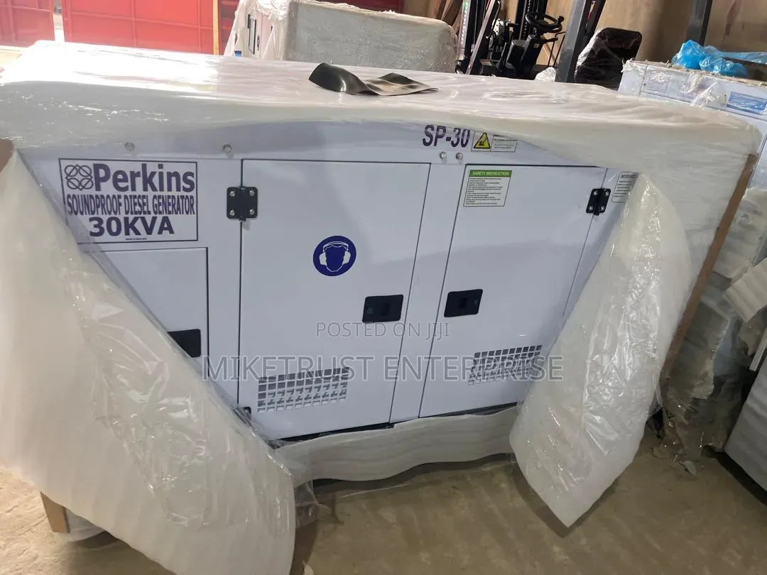 Perkins 30KVA Powerful Soundproof Generator for Commercial Use
