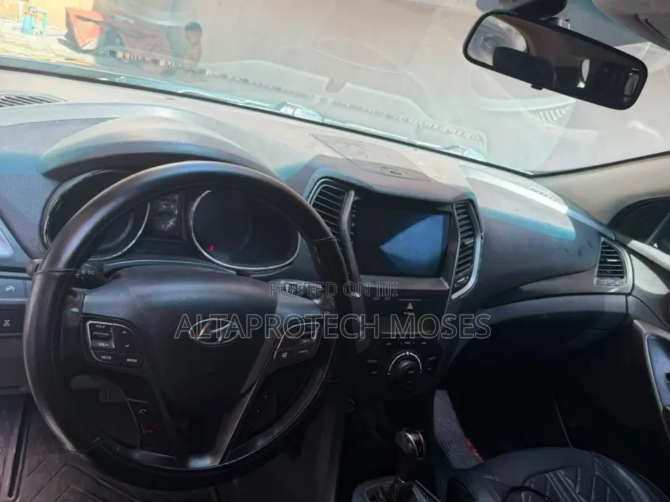 Hyundai Santa Fe Limited 4dr SUV (3.3L 6cyl 6A) 2015 Black