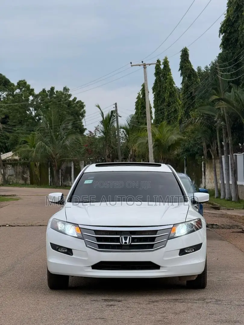 Honda Crosstour 2010 White
