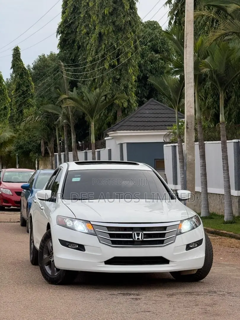 Honda Crosstour 2010 White