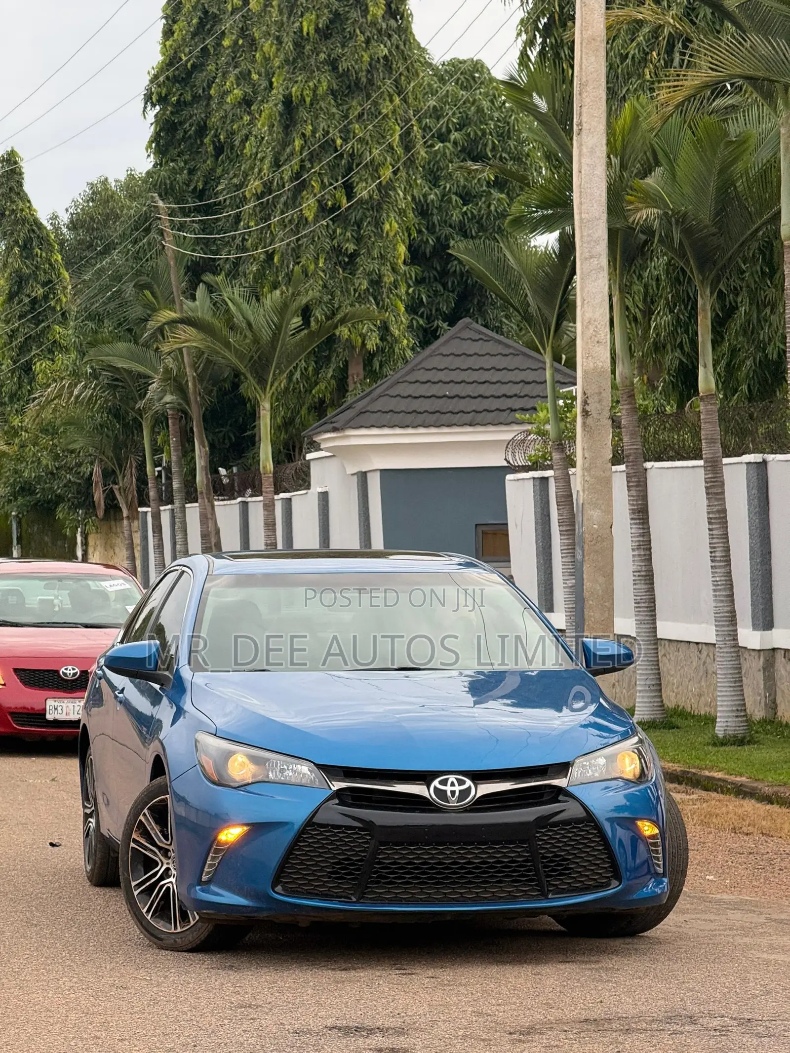 Toyota Camry 2016 Blue