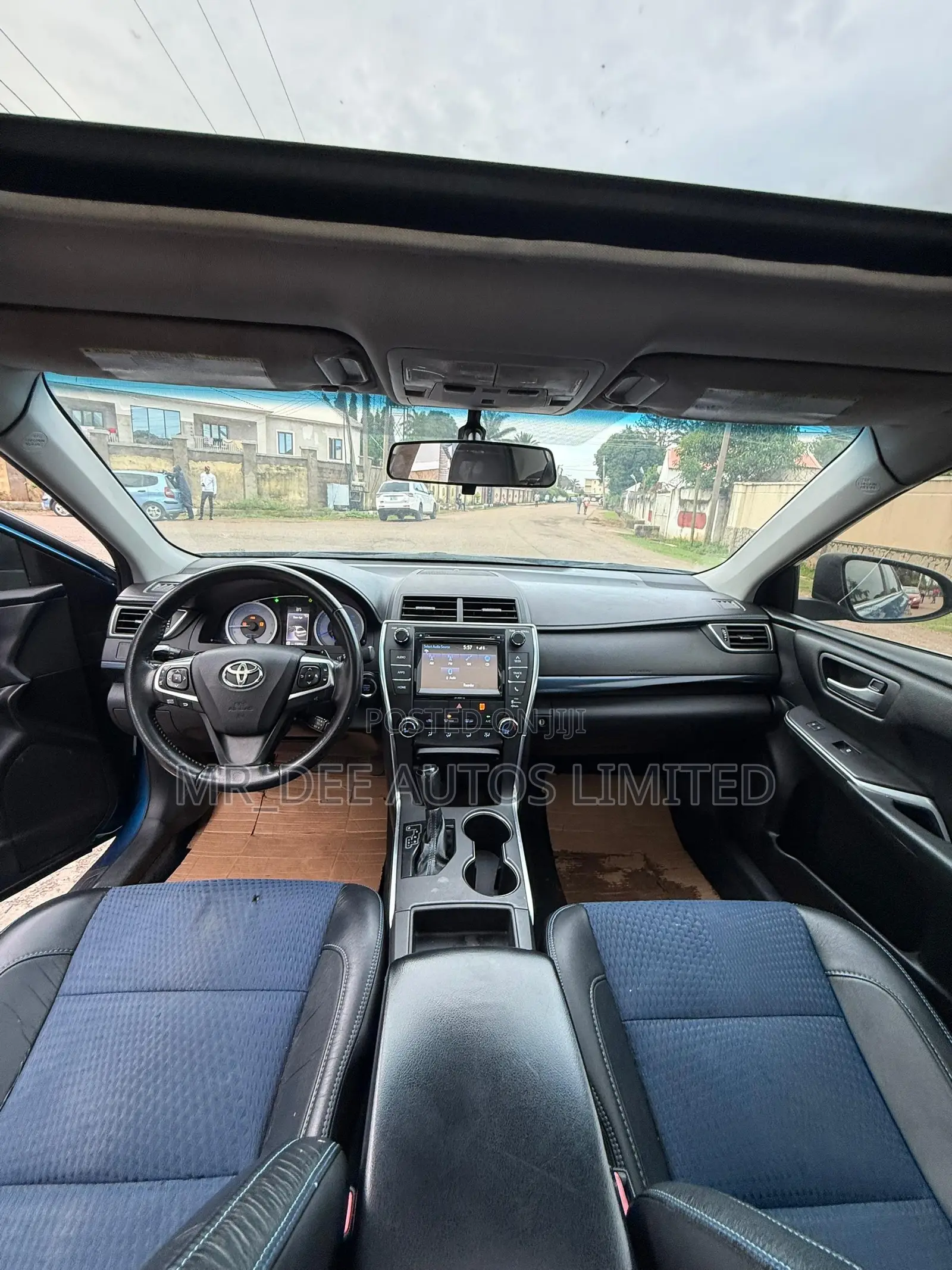 Toyota Camry 2016 Blue