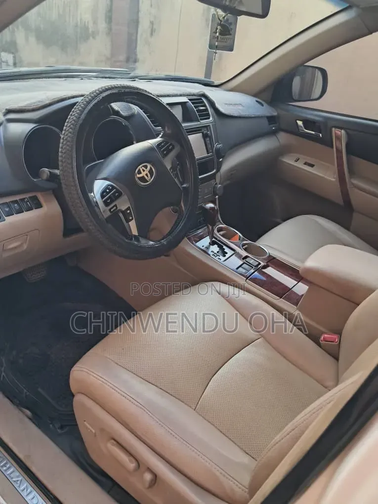 Toyota Highlander 2011 White