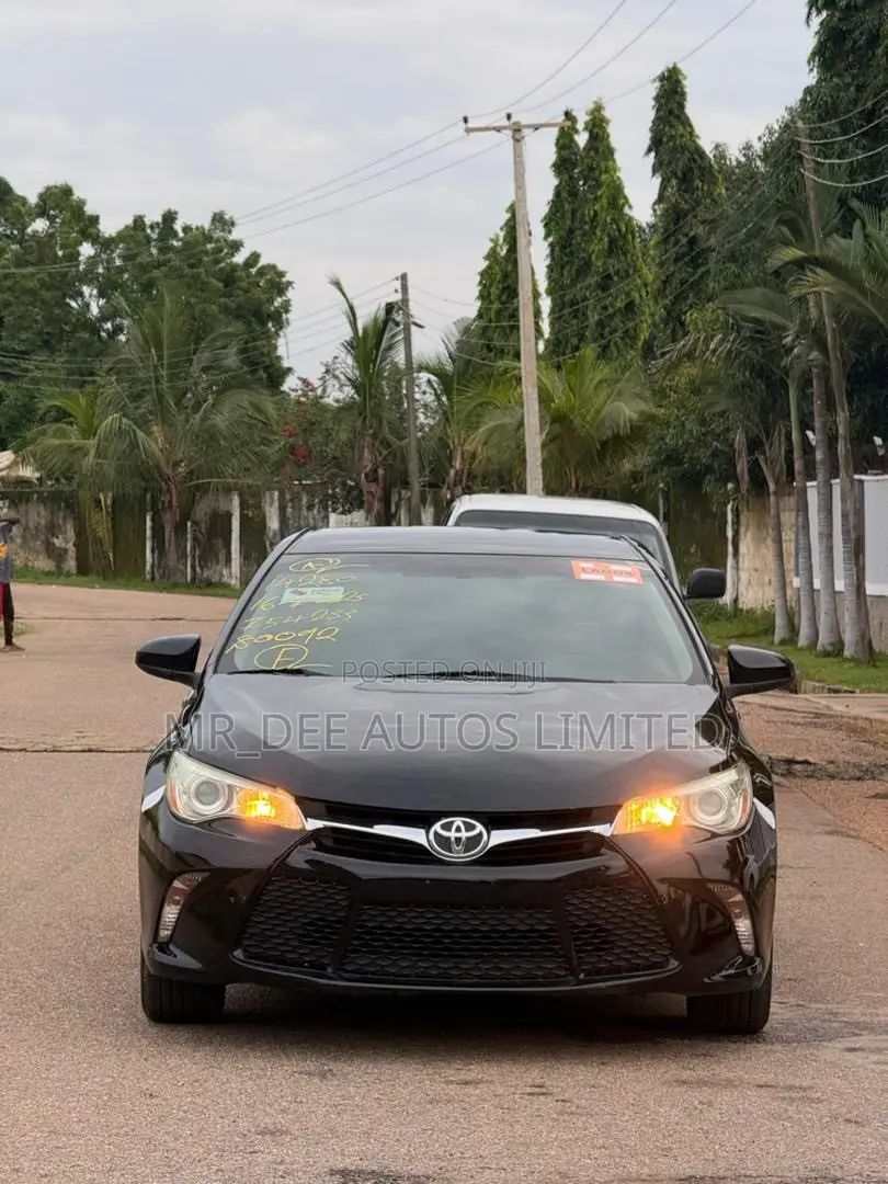 Toyota Camry 2016 Black