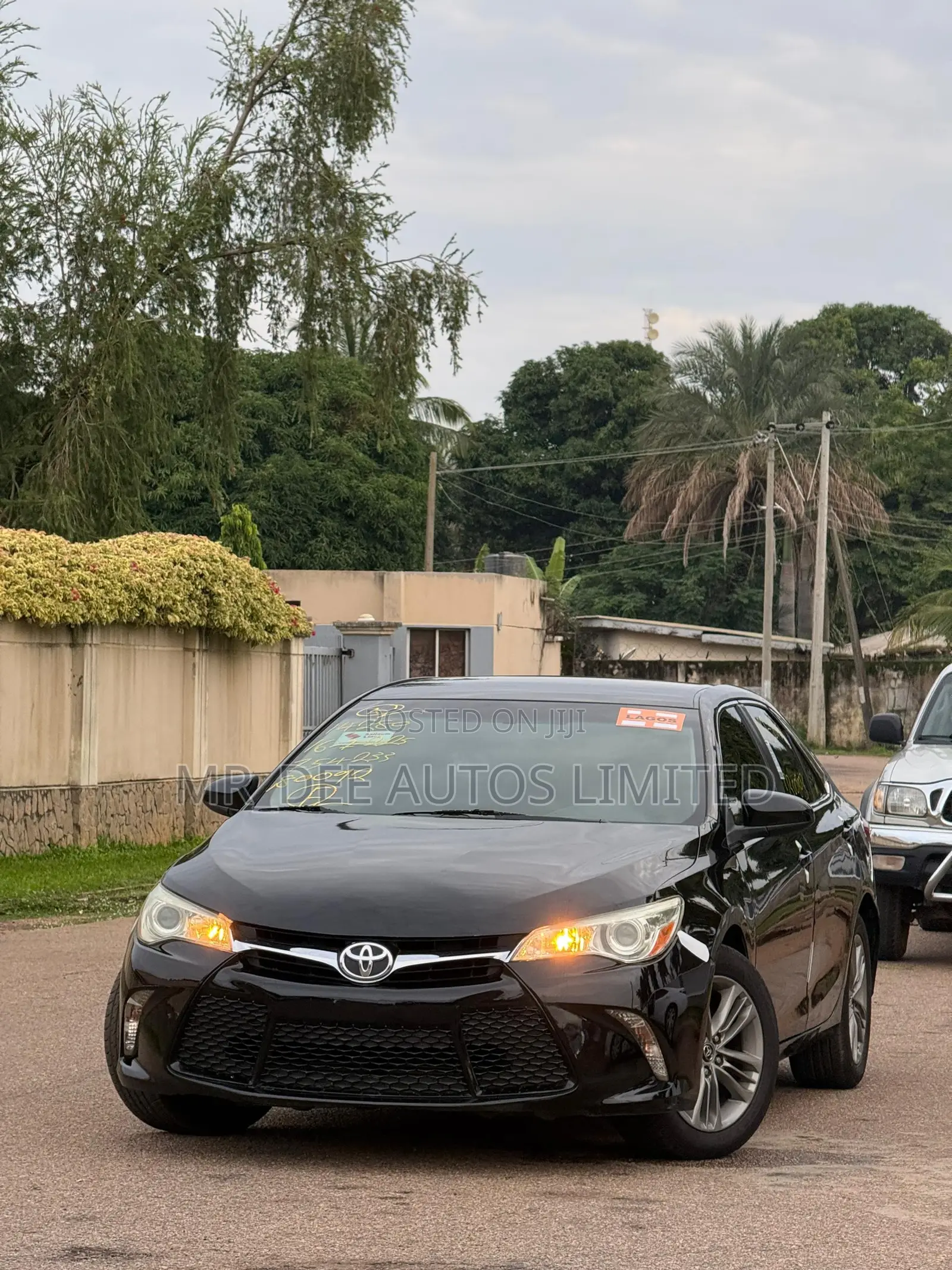 Toyota Camry 2016 Black