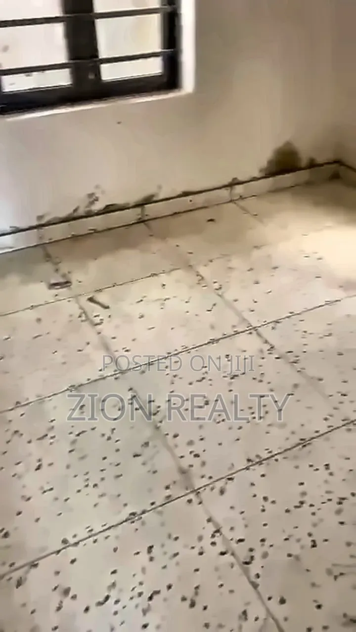 Mini Flat in Eputu, Awoyaya for rent