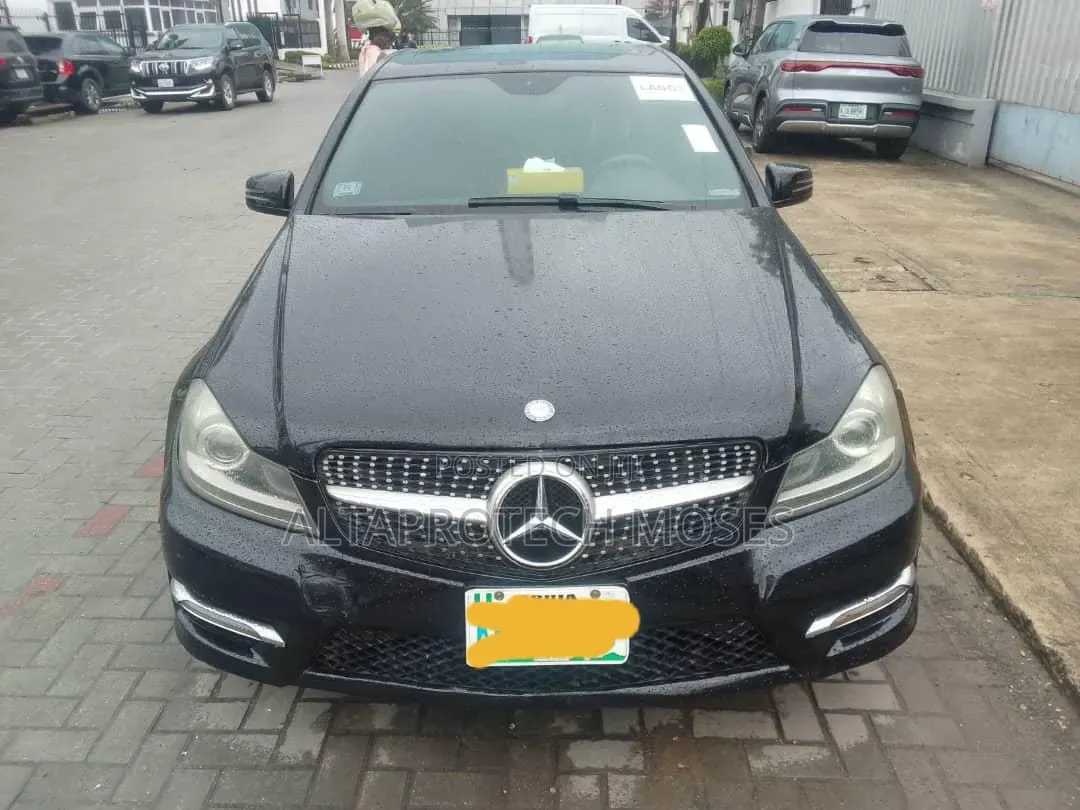 Mercedes-Benz C300 Luxury 4Matic Sedan AWD (3.5L 6cyl 7A) 2013 Black