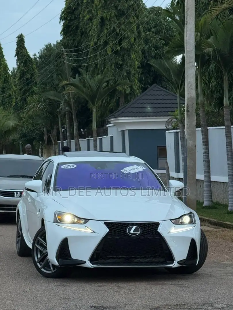 Lexus IS 2015 White