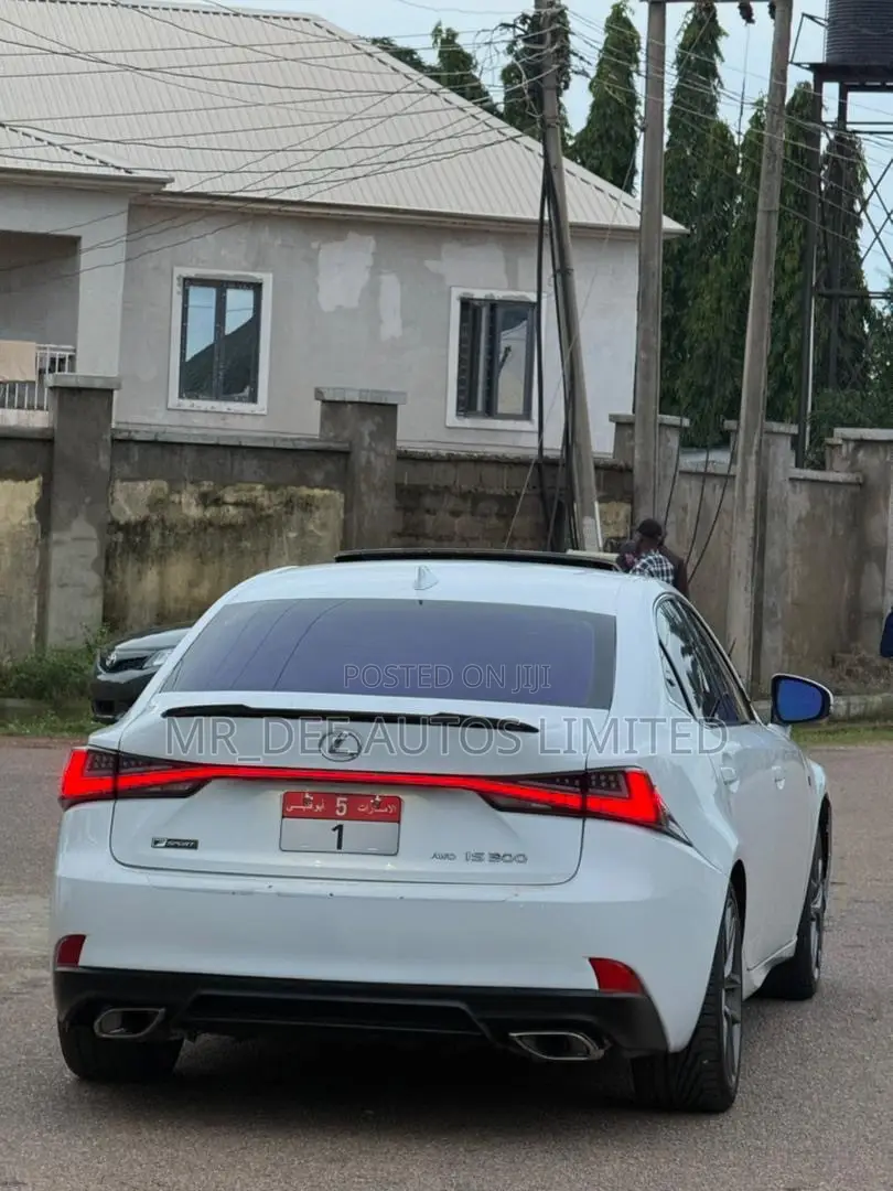 Lexus IS 2015 White