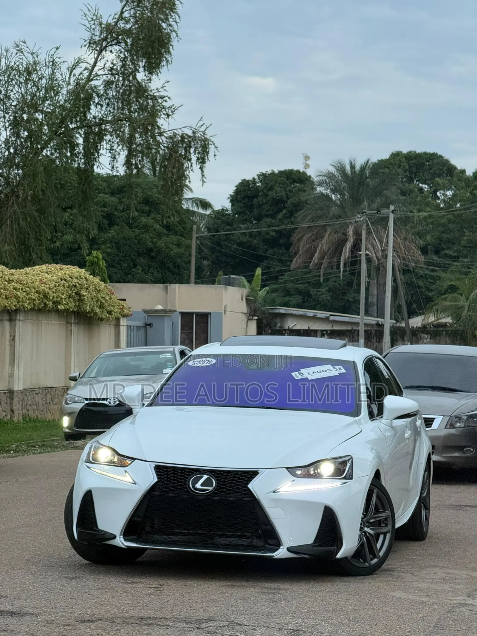 Lexus IS 2015 White