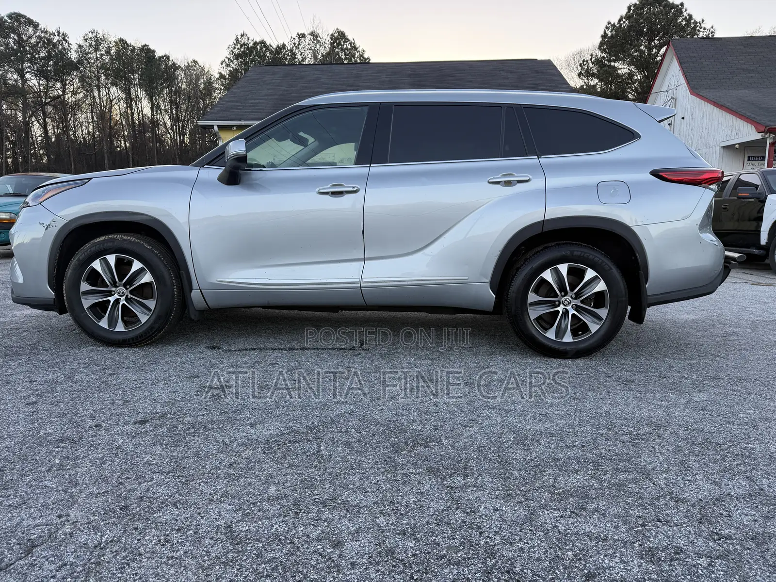 Toyota Highlander XLE AWD 2020 Gray