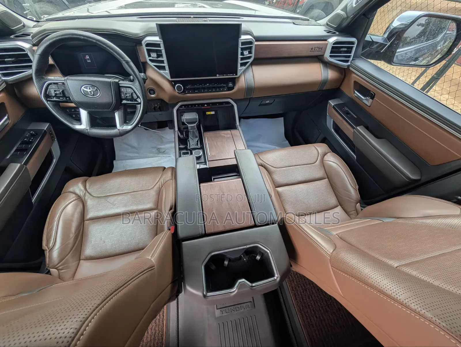 Toyota Tundra 2023 Gray