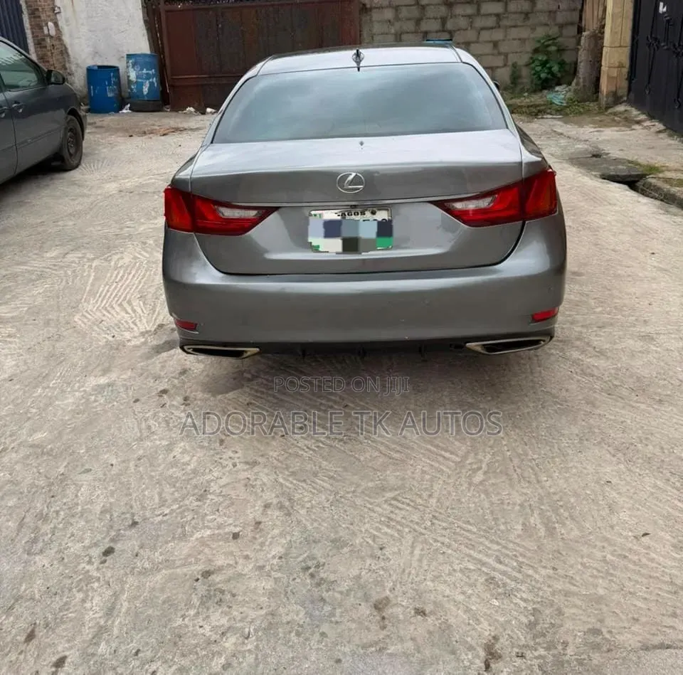 Lexus IS 2015 Gray