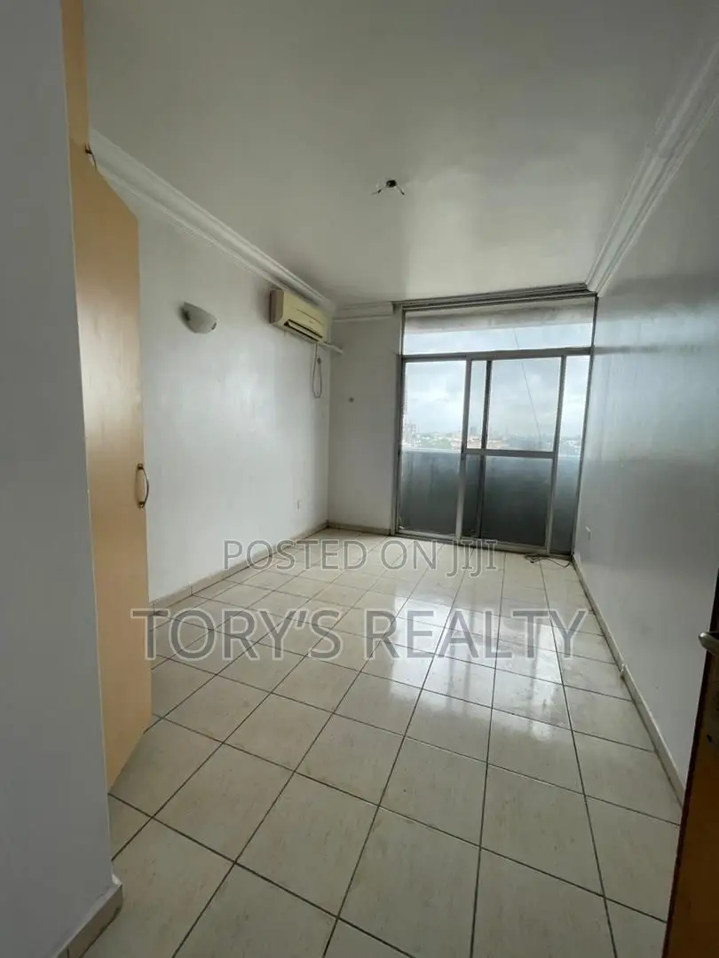3bdrm Maisonette in Victoria Island Extension for rent