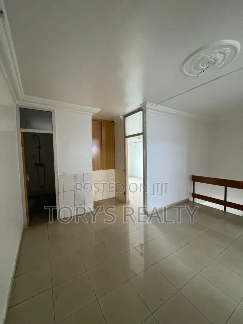3bdrm Maisonette in Victoria Island Extension for rent