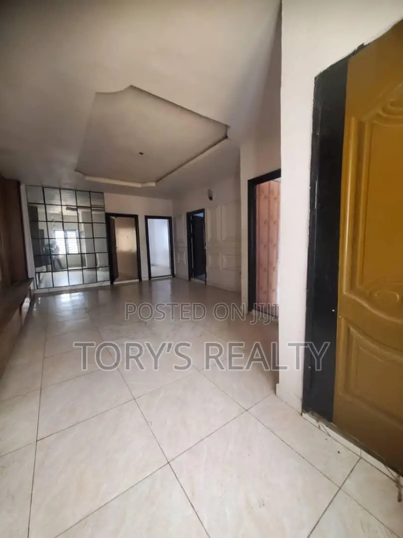 3bdrm Apartment in Ikate for rent