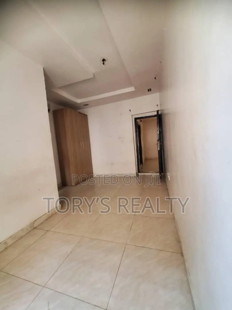 3bdrm Apartment in Ikate for rent