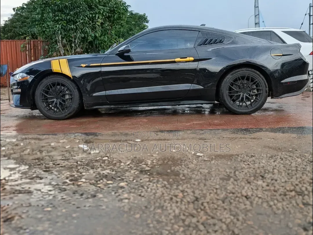Ford Mustang 2023 Black