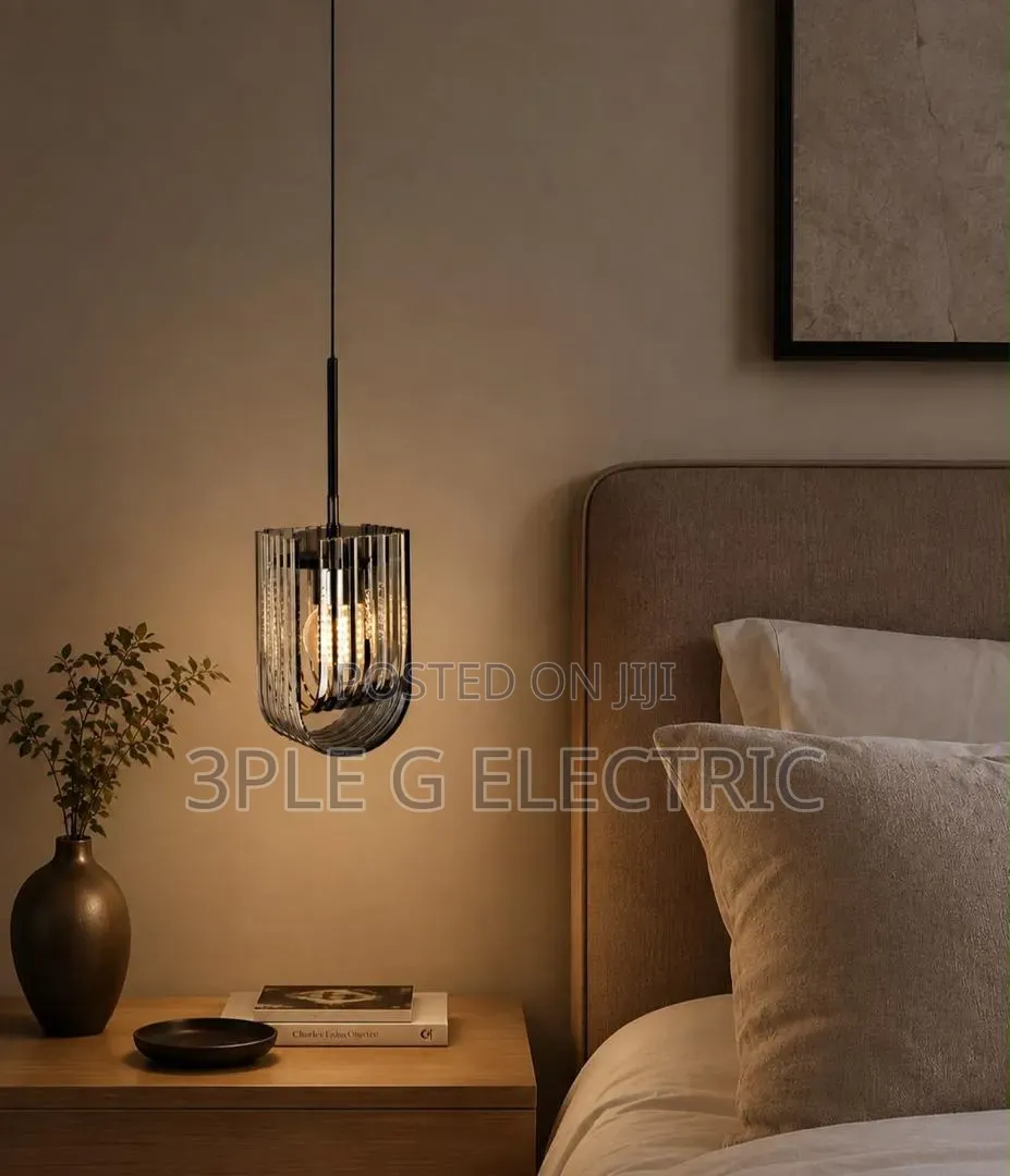 Black Glass Dropping Bedside Light