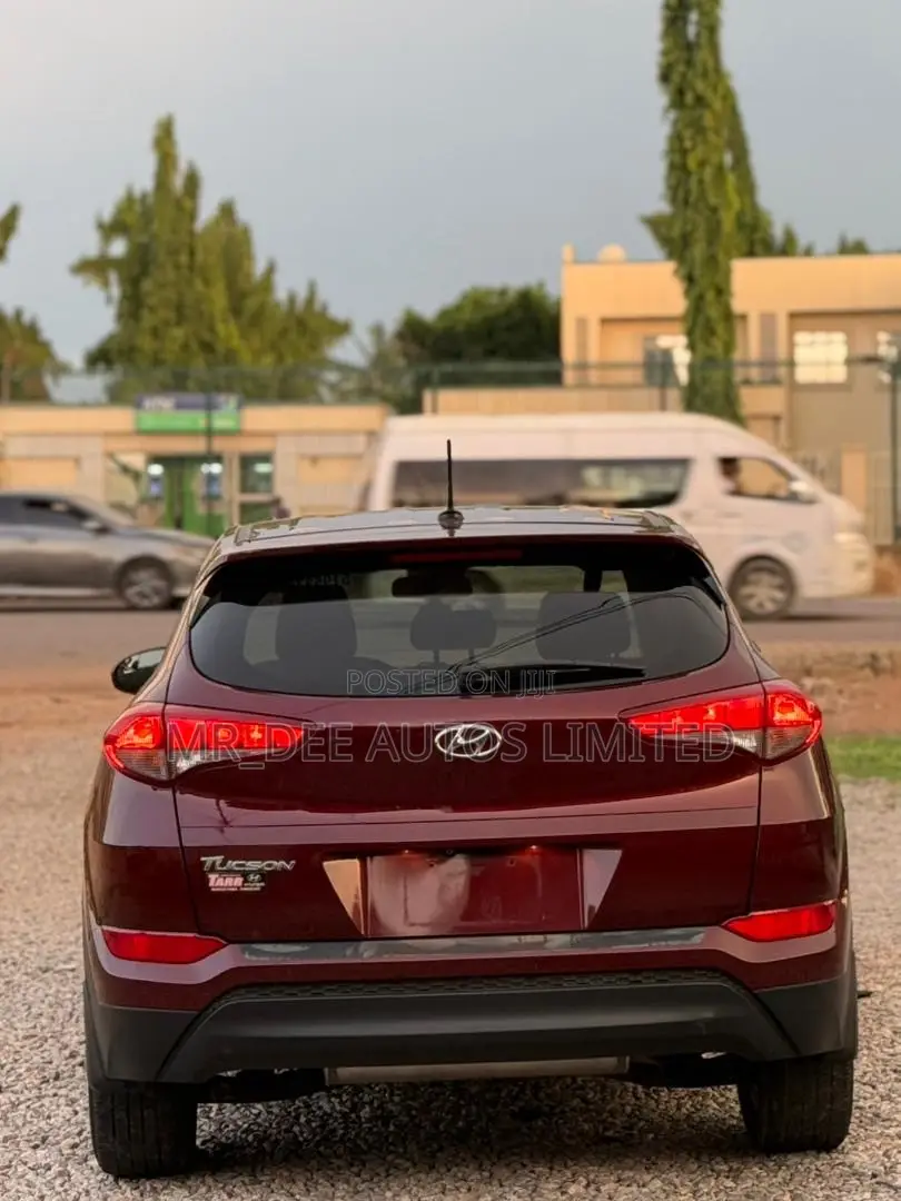 Hyundai Tucson 2016 Maroon