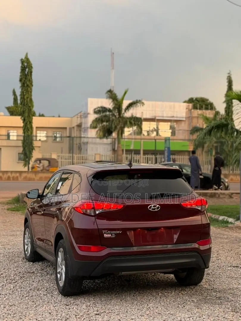 Hyundai Tucson 2016 Maroon
