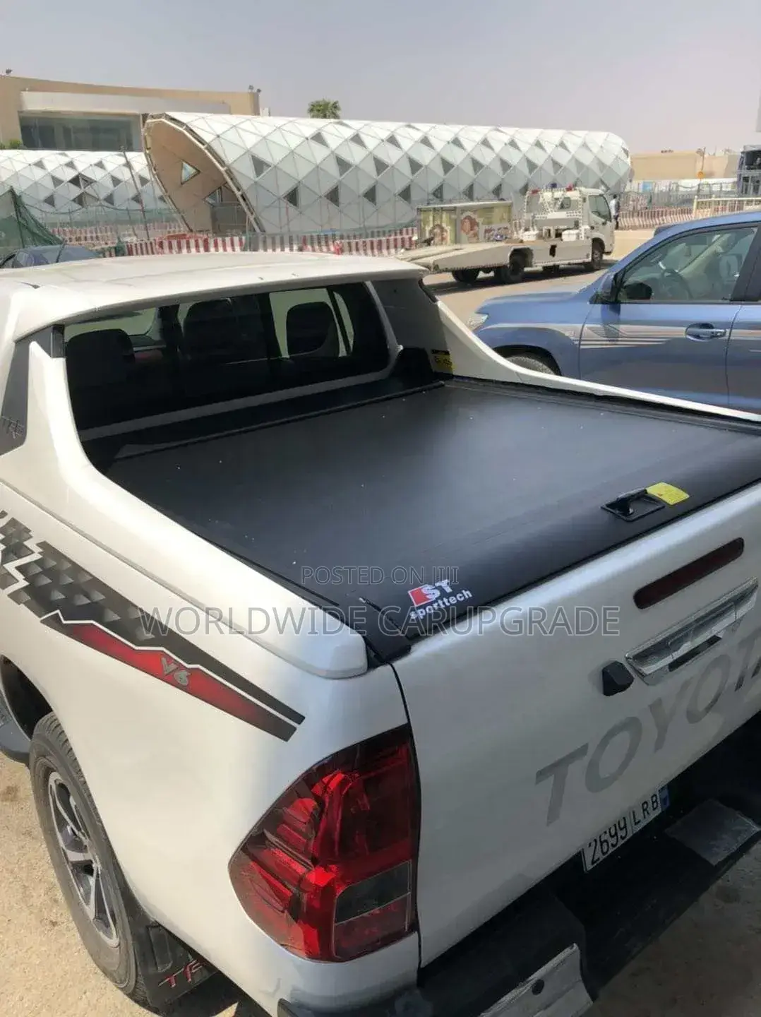 TRD Hilux Bootcover 2016