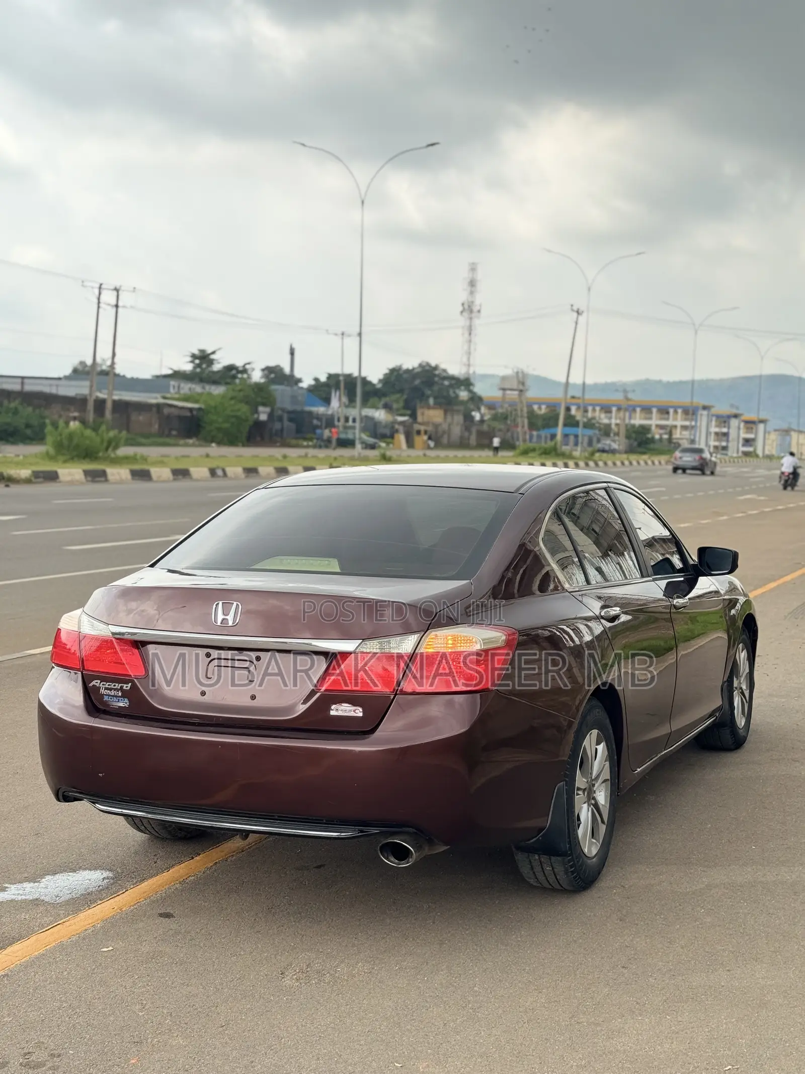 Honda Accord LX 4dr Sedan FWD (2.4L 4cyl 2A) 2013 Brown