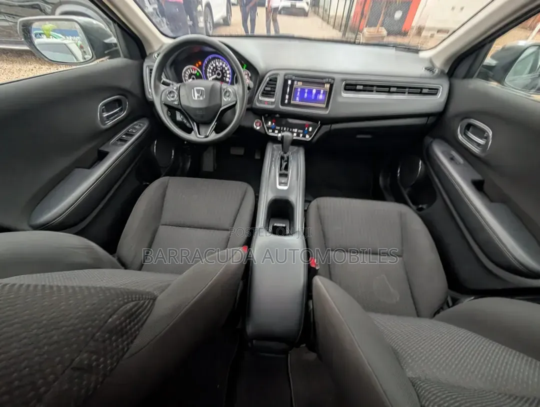 Honda HR-V 4dr SUV (1.5L 4cyl CVT) 2016 Black