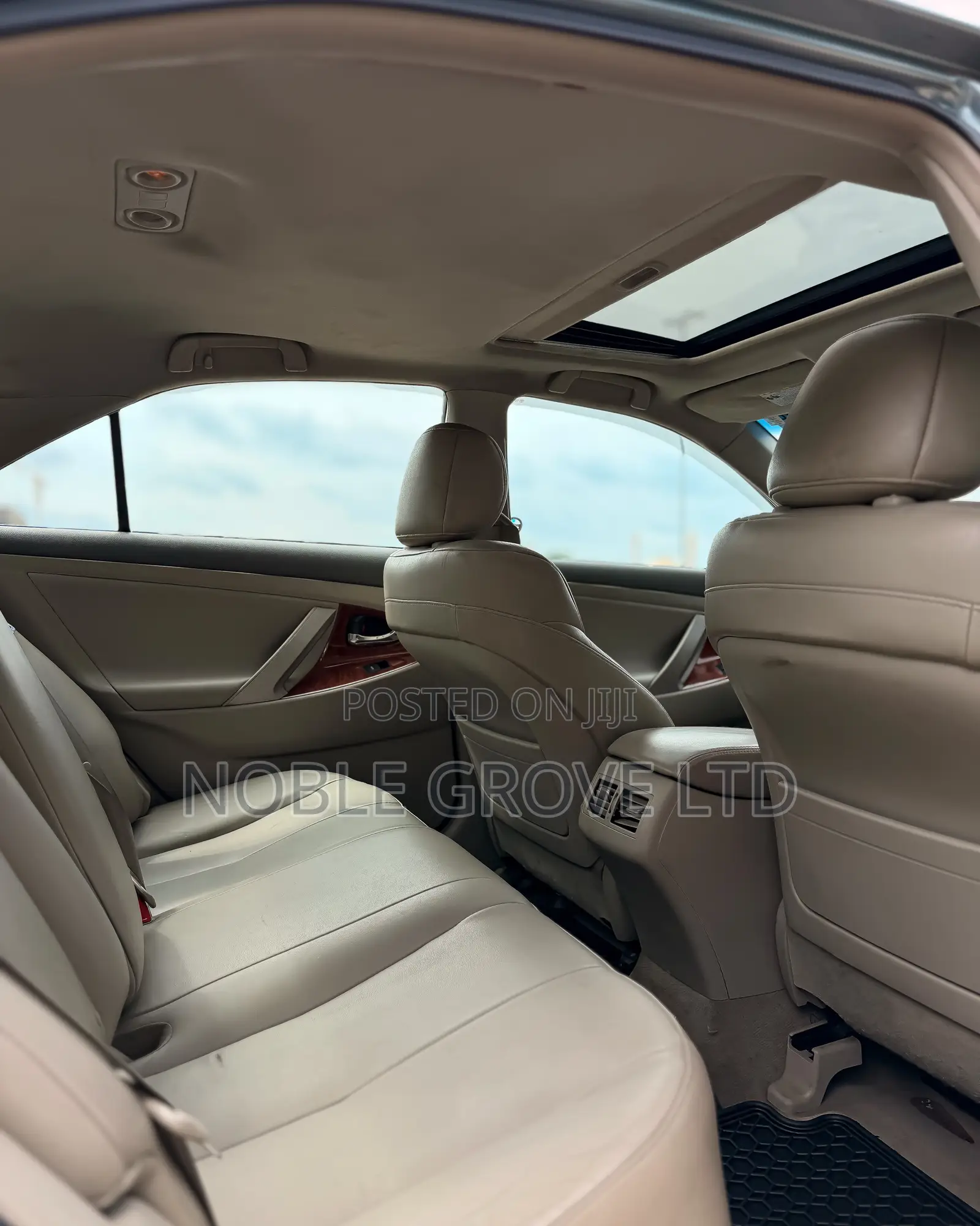 Toyota Camry XLE 4dr Sedan (2.5L 4cyl 6AM) 2010 Blue