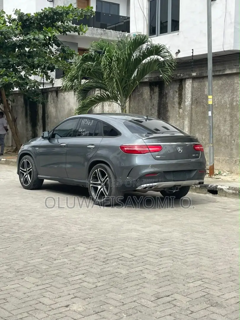 Mercedes-Benz GLE-Class AMG GLE 43 4MATIC 2017 Gray