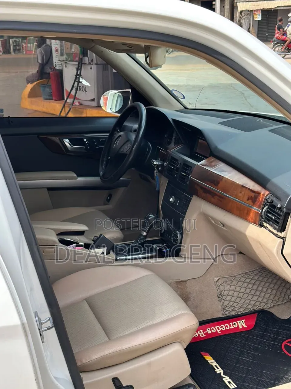 Mercedes-Benz GLK-Class 350 4MATIC 2012 White