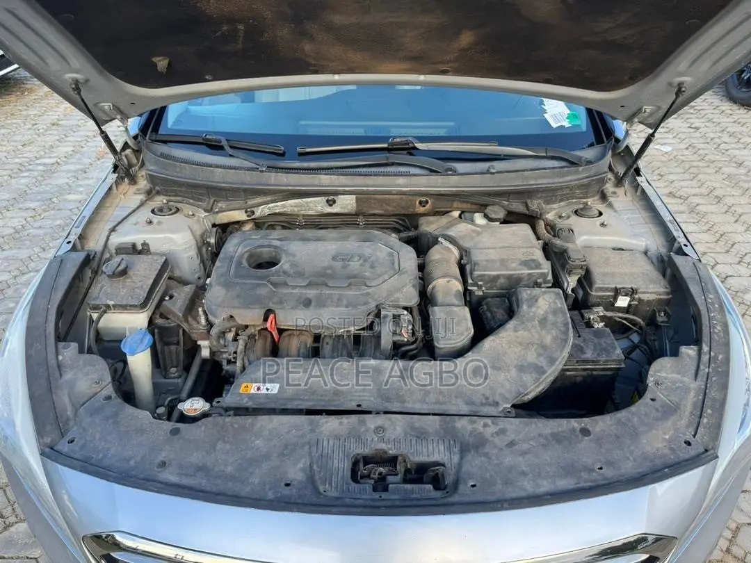 Hyundai Sonata Limited w/Brown Leather PZEV 4dr Sedan (2.4L 4cyl 6A)