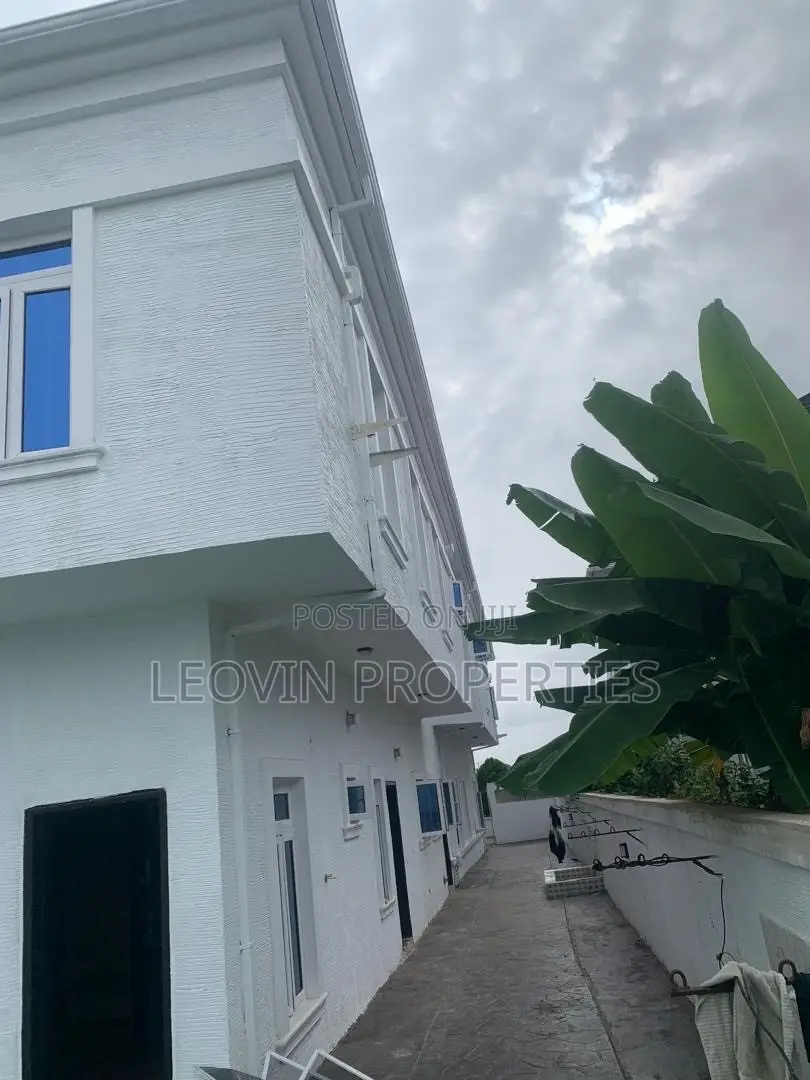 5bdrm Duplex in Mayfair Garden, Awoyaya for sale