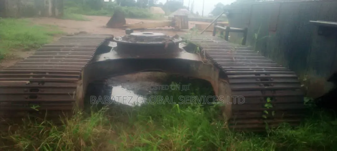 320C Excavator Undercarriage for Sale Direct Tokubo