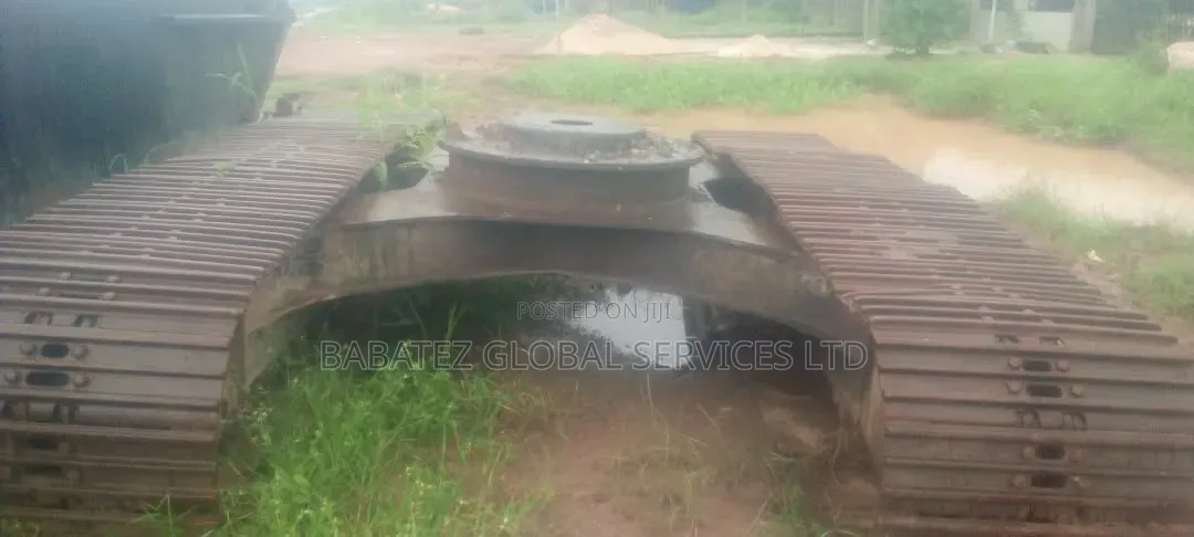 320C Excavator Undercarriage for Sale Direct Tokubo