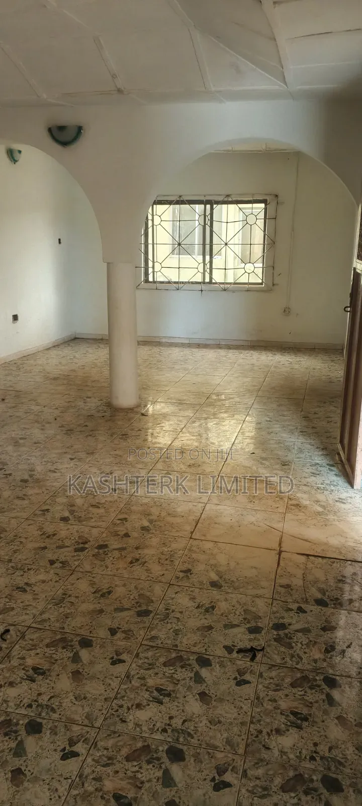 4bdrm Bungalow in Area Council, Road, Bwari / Bwari for rent