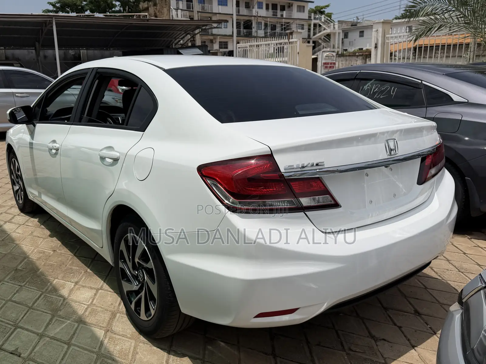 Honda Civic EX-L w/Navigation 4dr Sedan (1.8L 4cyl CVT) 2015 White