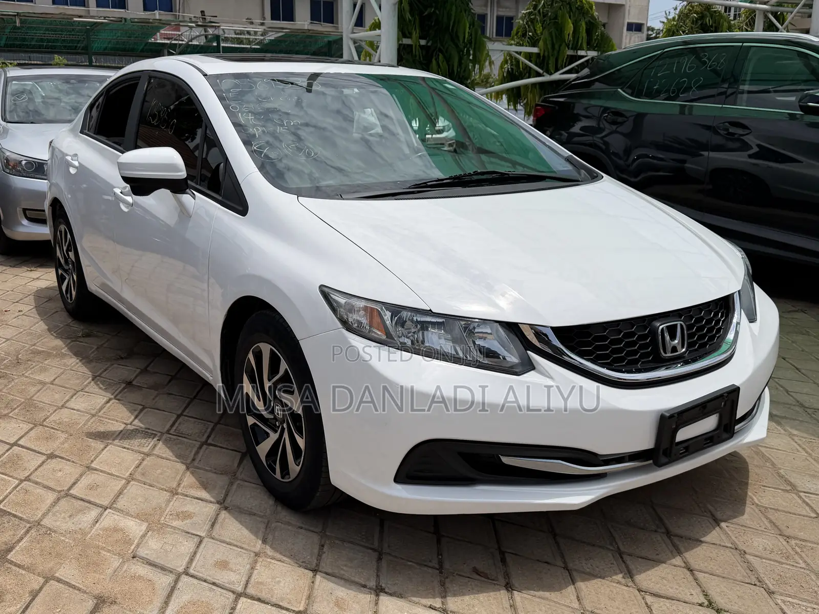 Honda Civic EX-L w/Navigation 4dr Sedan (1.8L 4cyl CVT) 2015 White