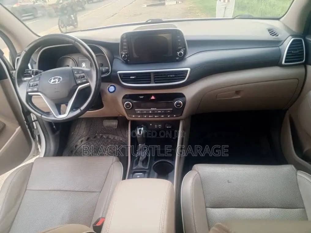 Hyundai Tucson 2019 White