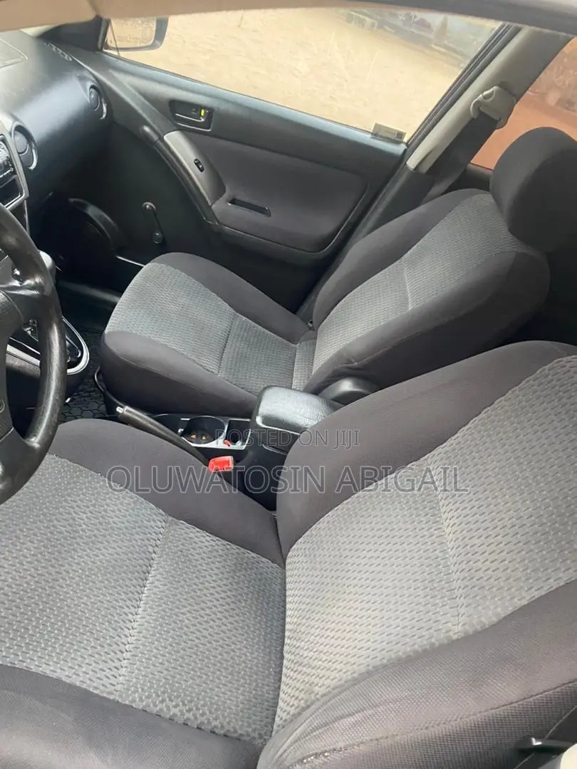 Toyota Matrix 2006 Gray